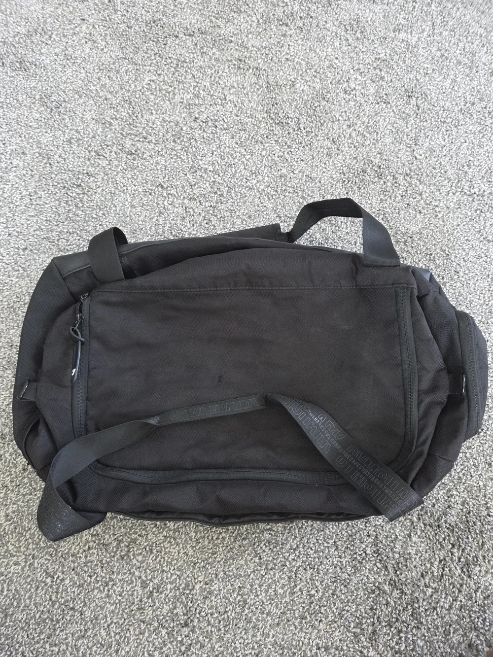 Gymshark Black Duffle Bag